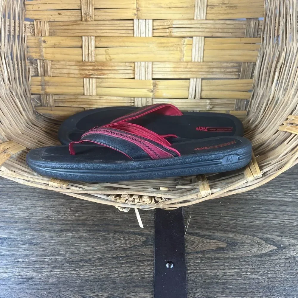 ‎New Balance Men’s Thong Flip Flops